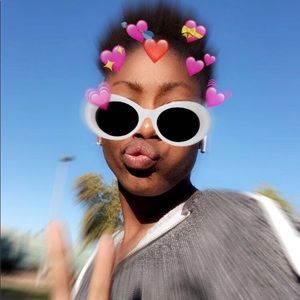 Meet your Posher, Malaya